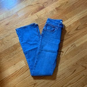 Levi’s 725 High Rise Bootcut Jeans